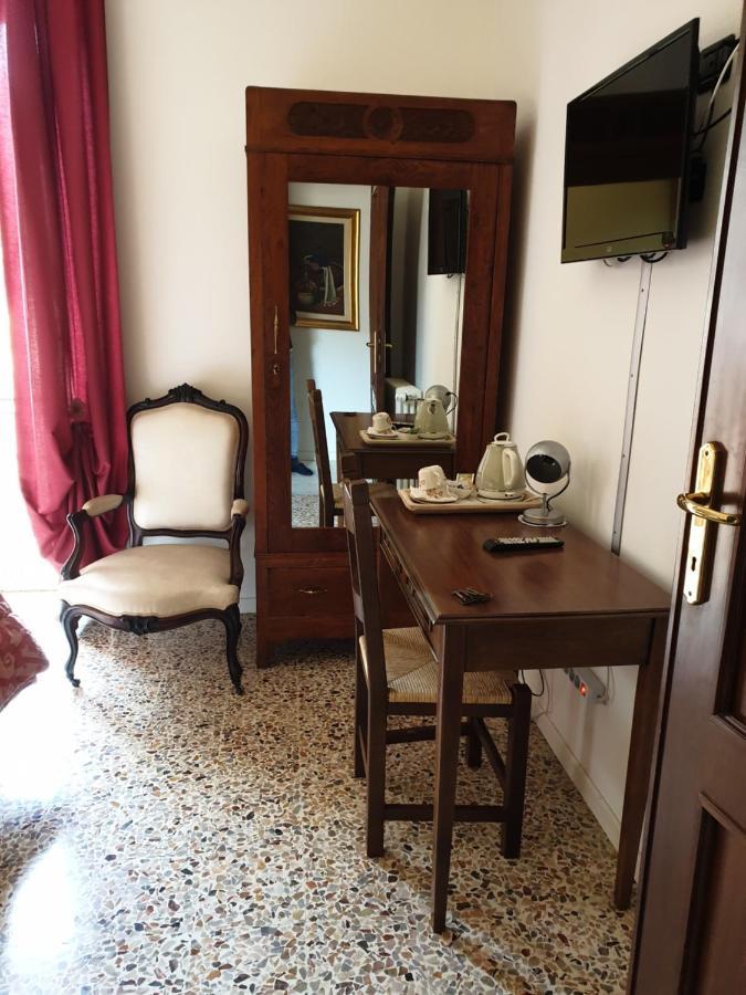Dueterre Room & Host Fornole Exterior foto